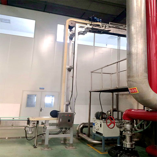 柔性輸送機